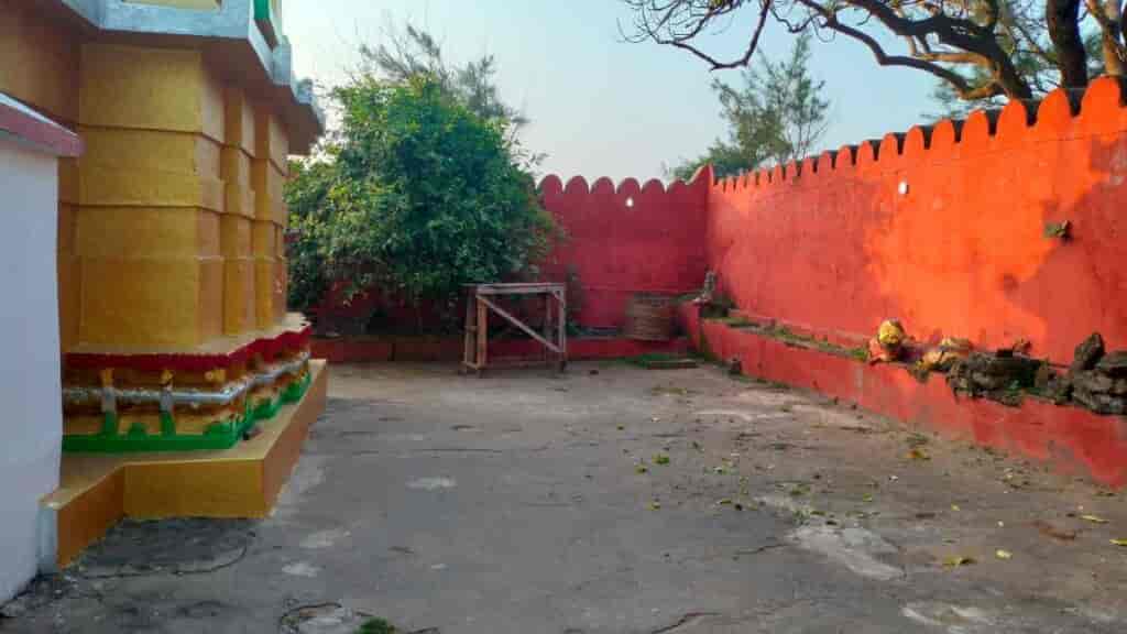 Maa Ramachandi Temple corridor